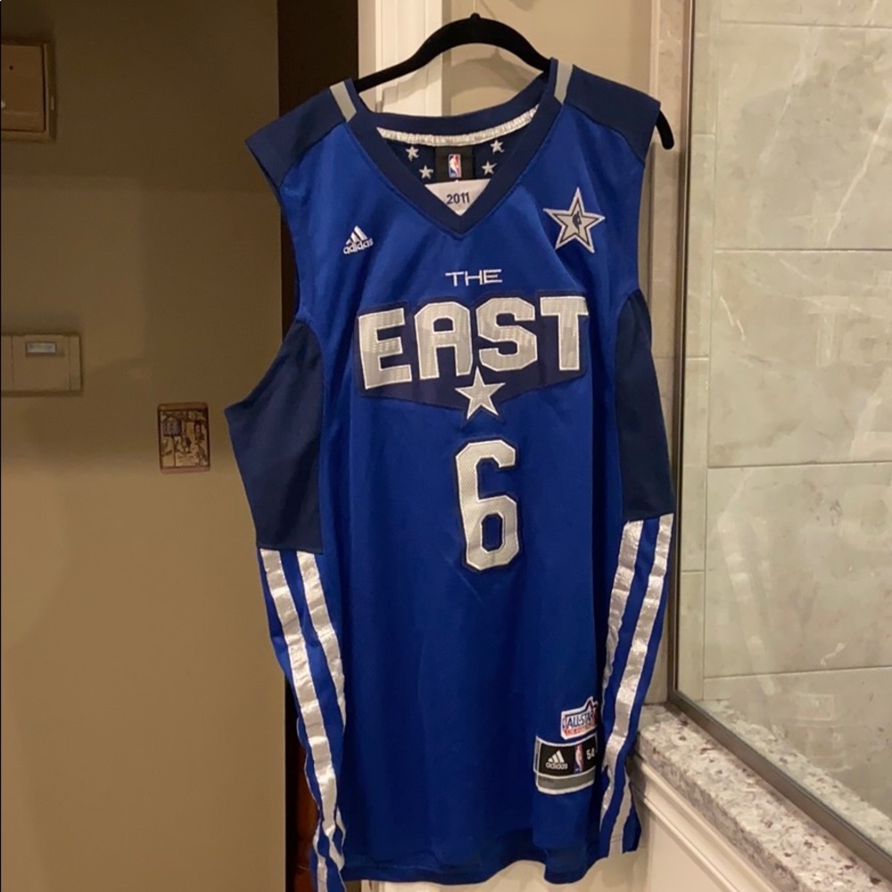 LeBron James Jersey
